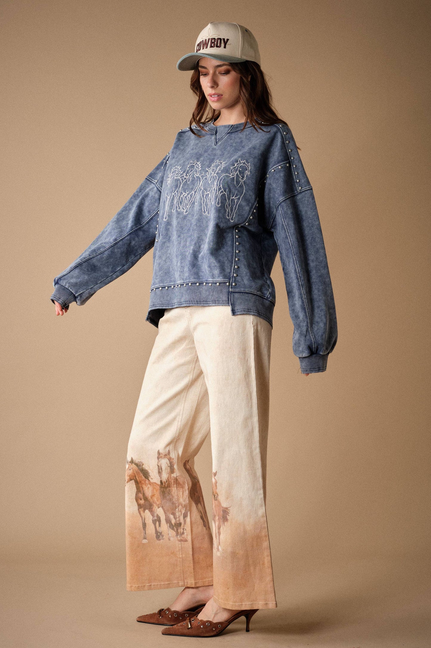 Horse Embroidery Stud Sweatshirt