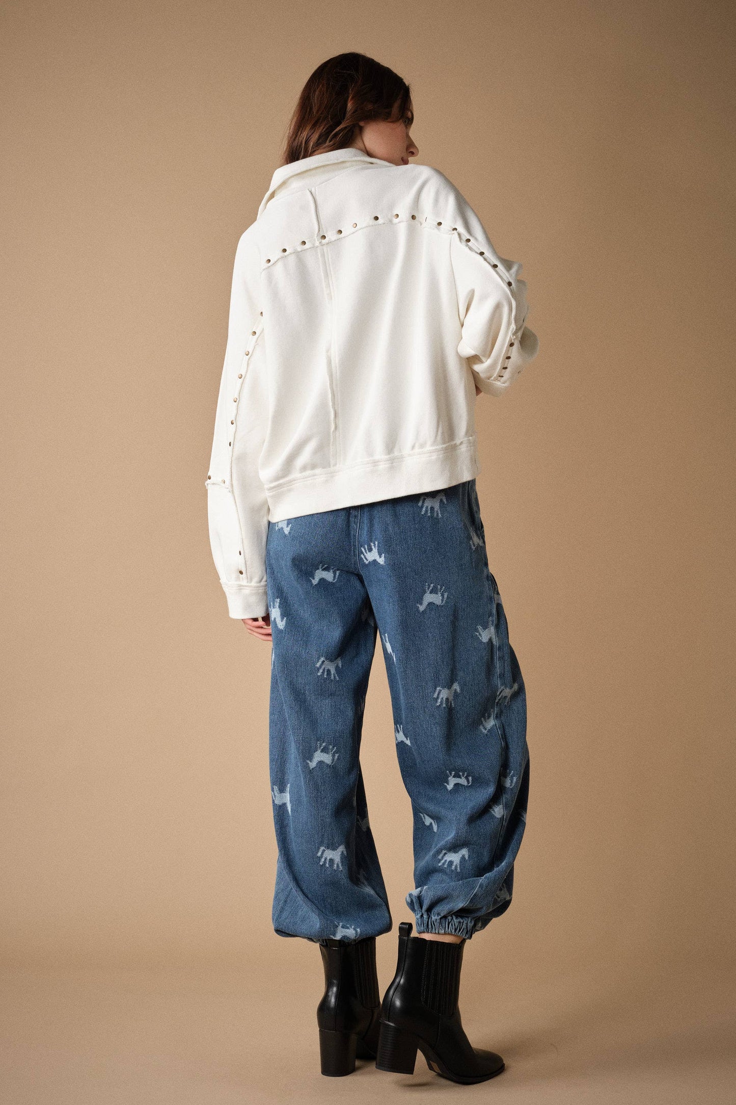 Studded Half-Zip Sweatshirt Black & Cream