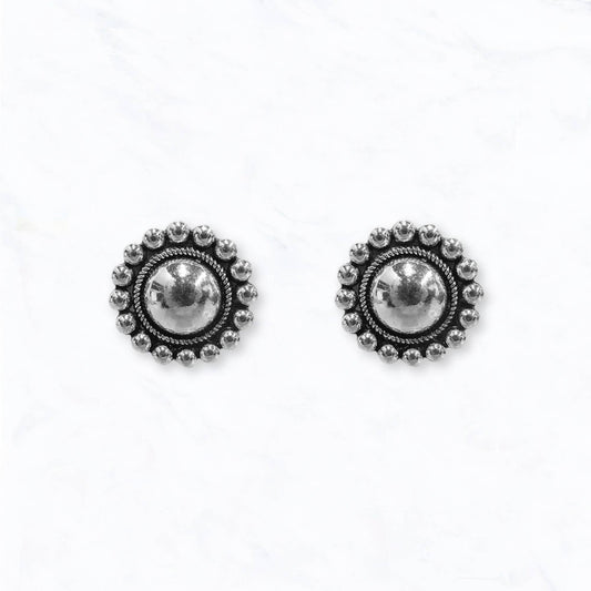 Western Vintage Concho Stud Earrings: Silver