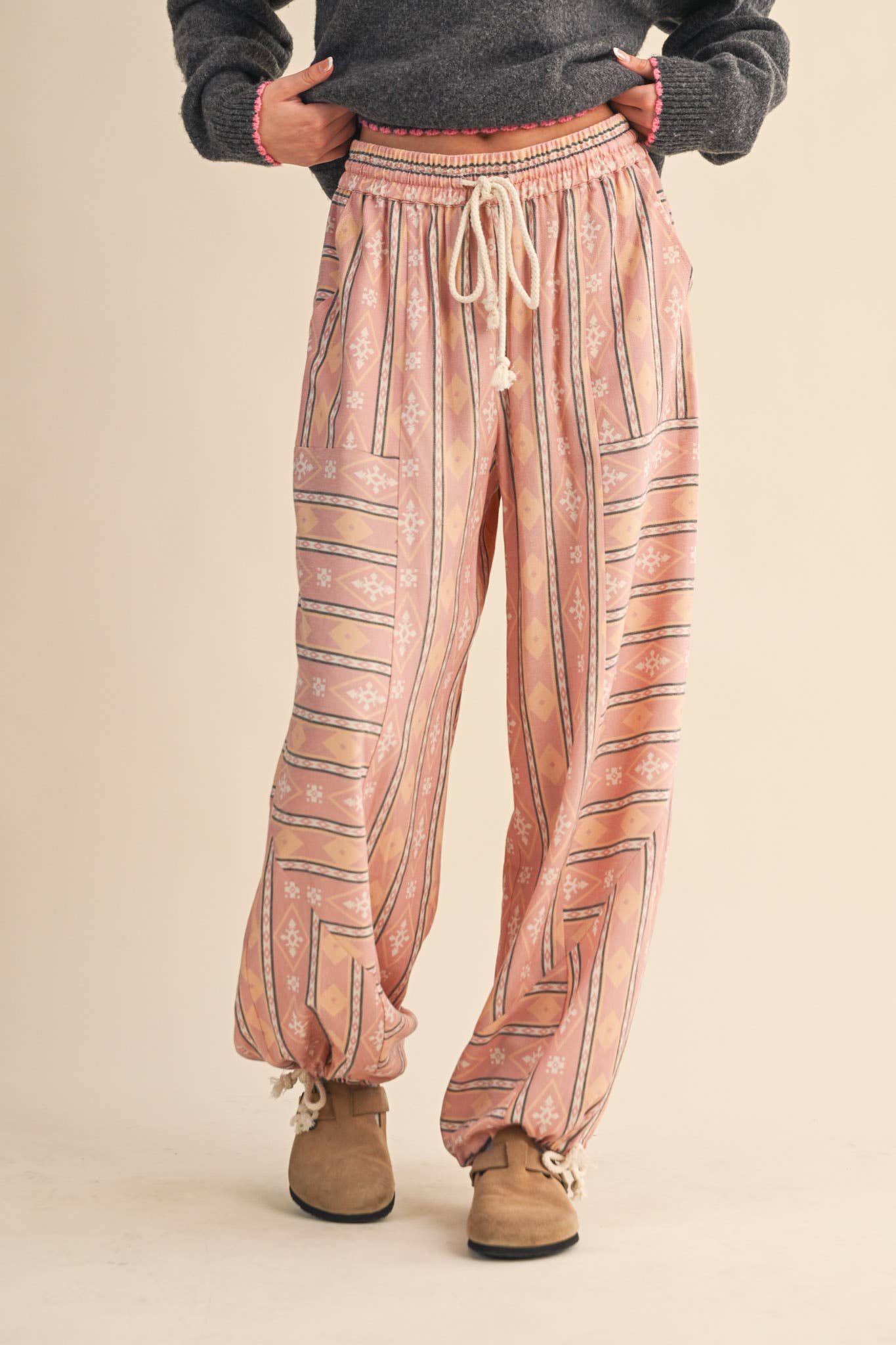 AZTEC PRINT PARACHUTE PANTS