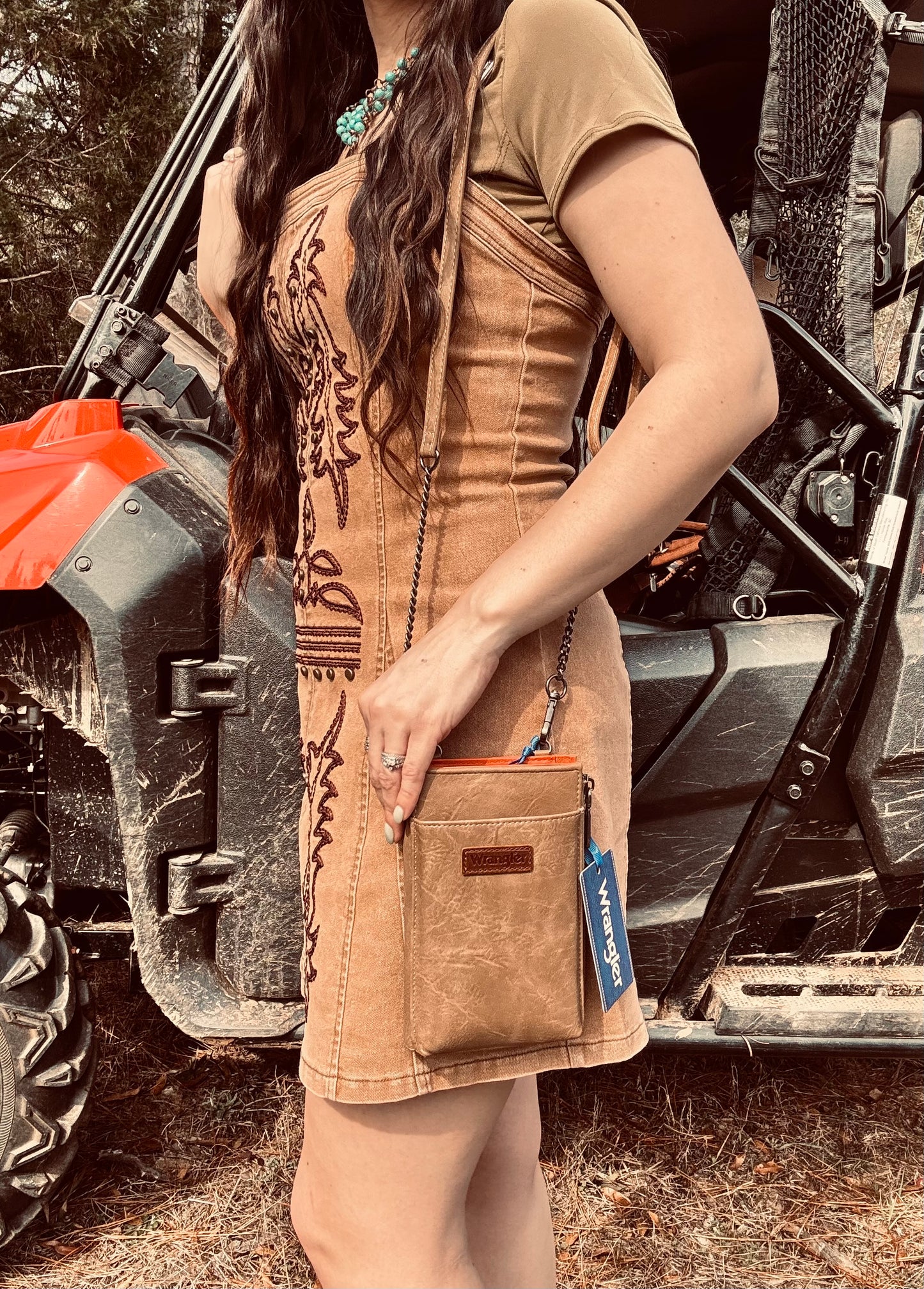 Wrangler RFID Small Crossbody/Cellphone Wallet