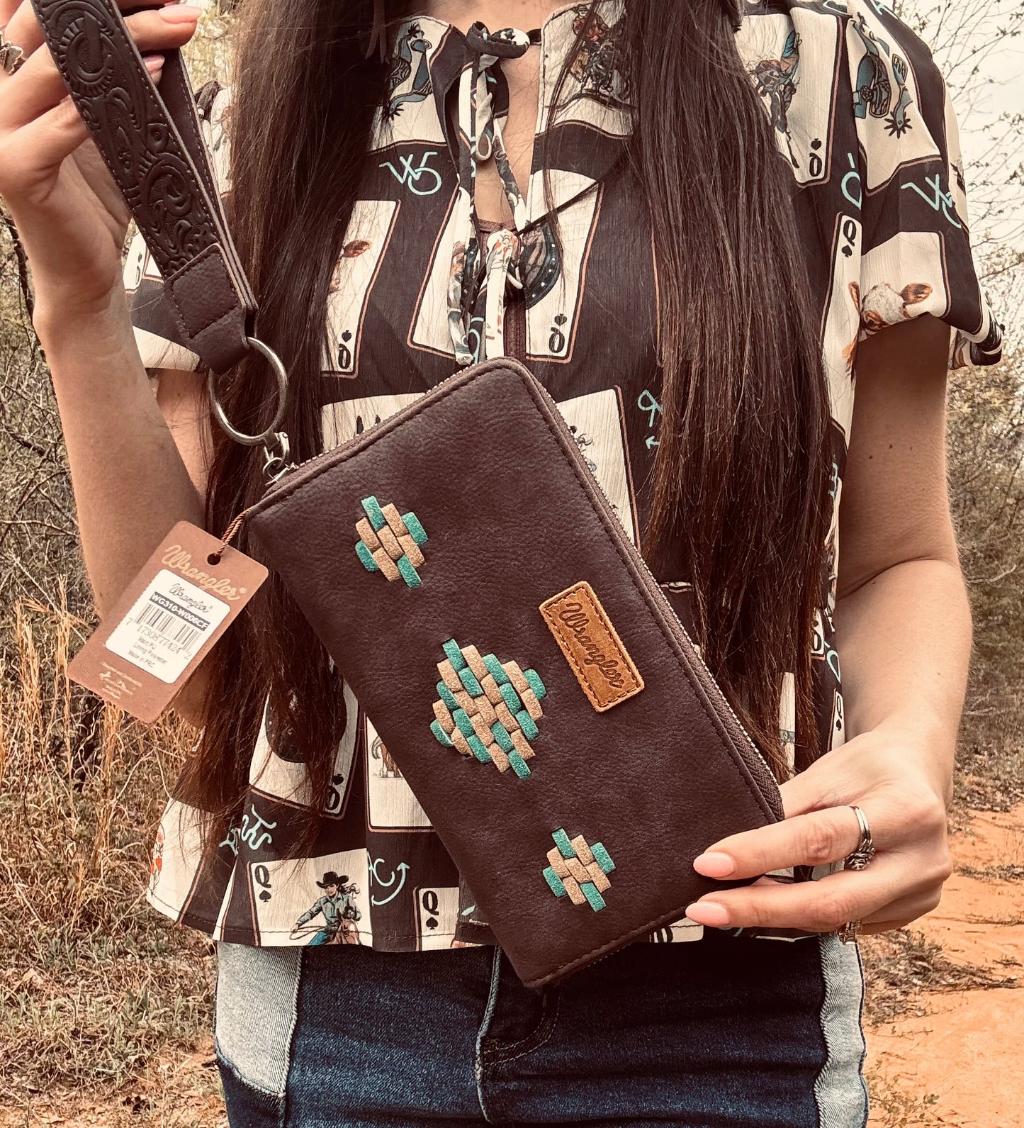 Wrangler Aztec Woven Zip Around Wallet with Wristlet