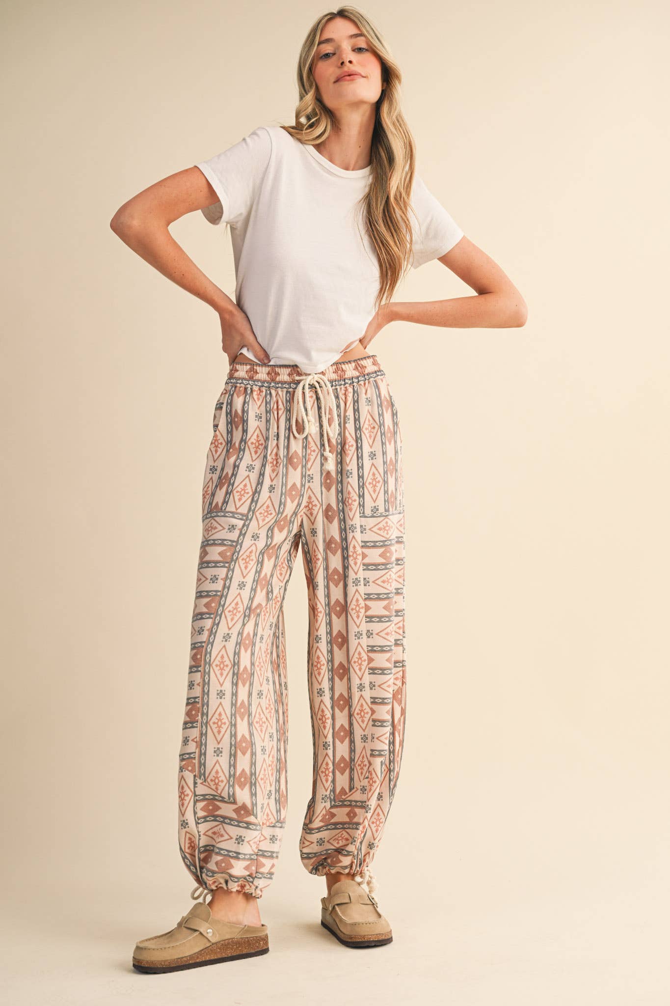 AZTEC PRINT PARACHUTE PANTS