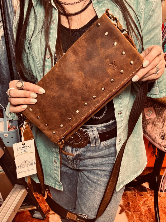 Myra: Yellowstone Palisade Clutch Bag With Rivets