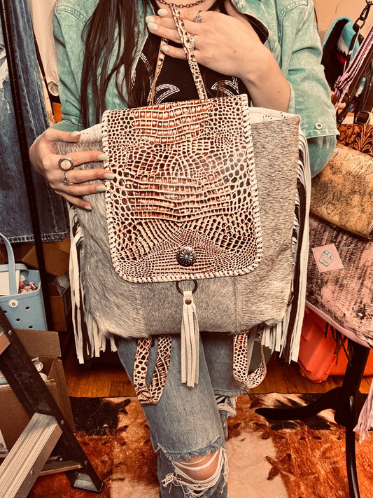 Myra: SMOKEY BACKPACK LEATHER & HAIRON BAG