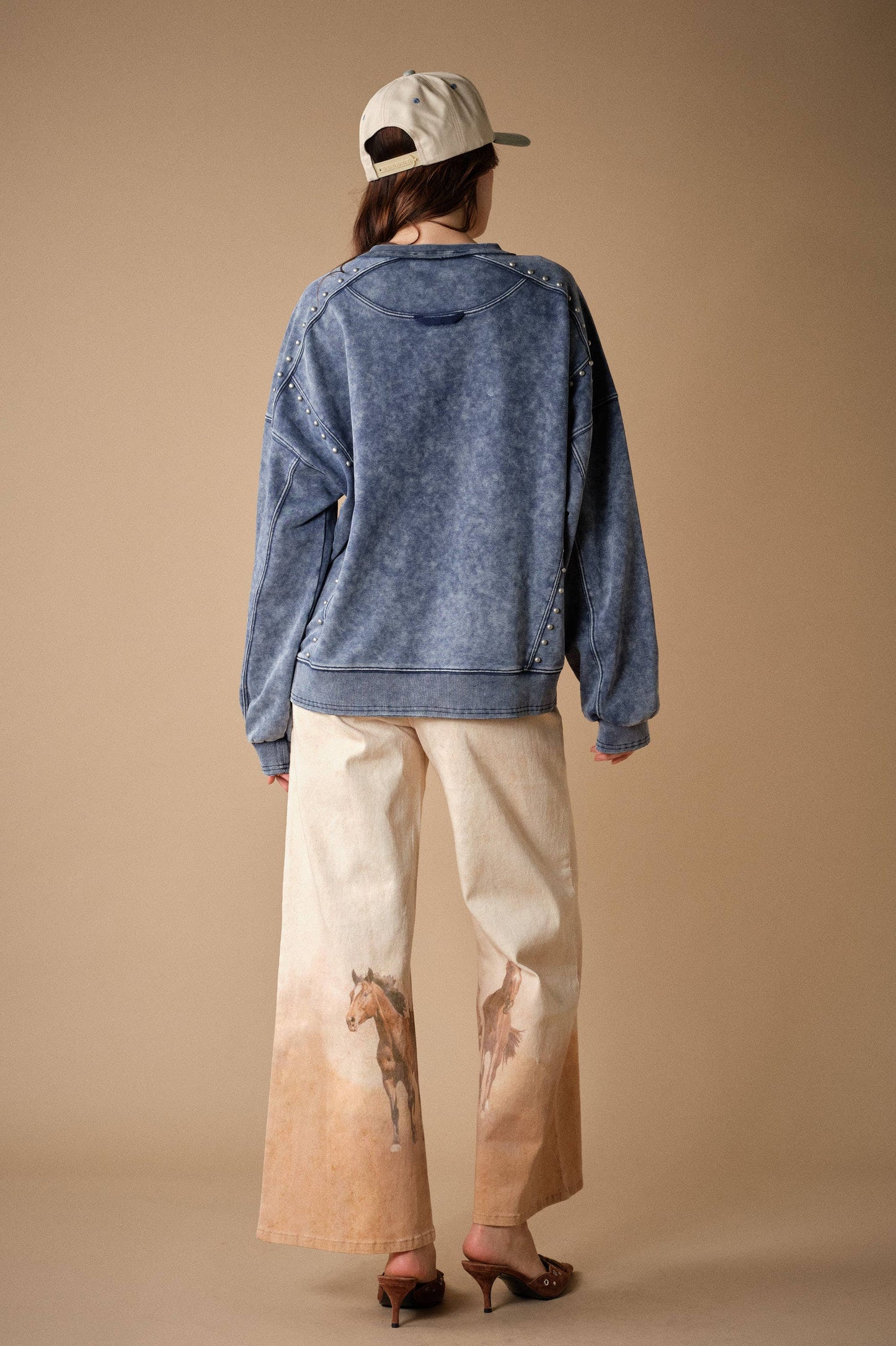 Horse Embroidery Stud Sweatshirt
