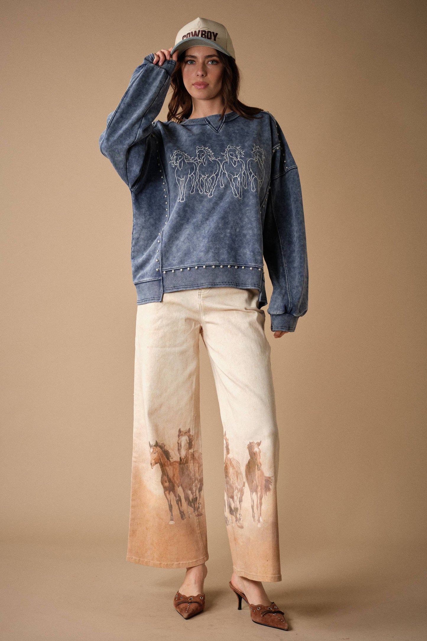 Horse Embroidery Stud Sweatshirt
