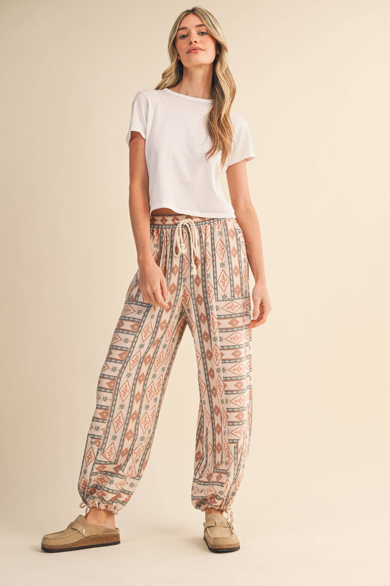 AZTEC PRINT PARACHUTE PANTS