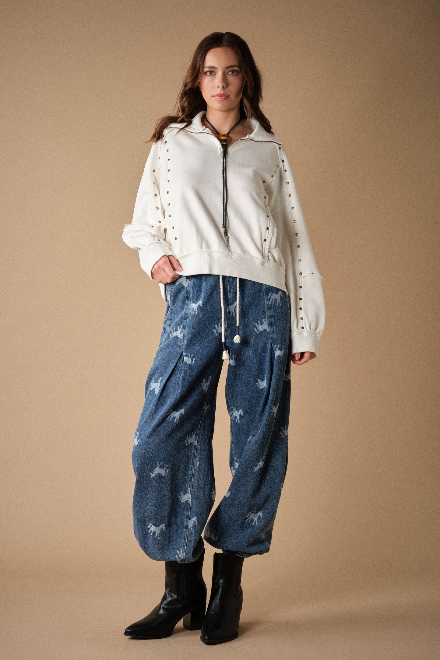 Studded Half-Zip Sweatshirt Black & Cream